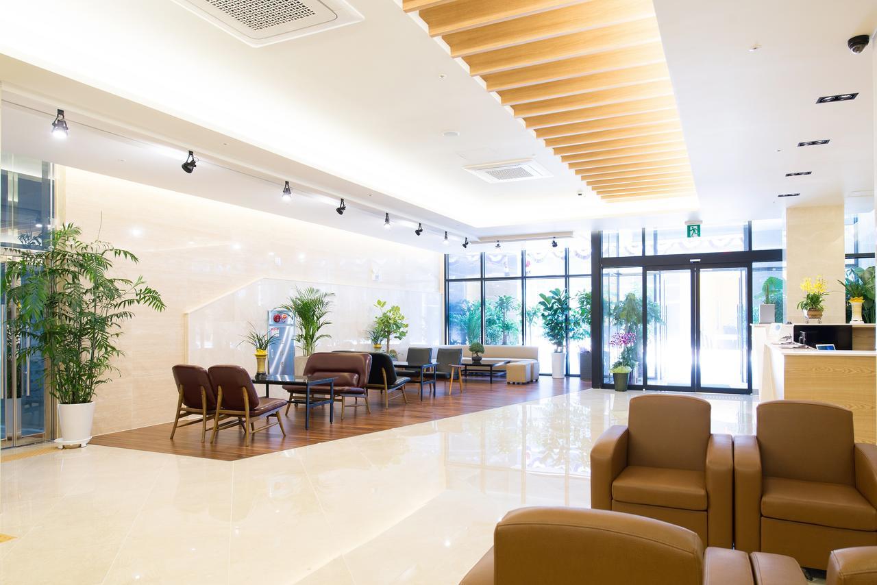 Lake 45 Hotel Naju Екстериор снимка