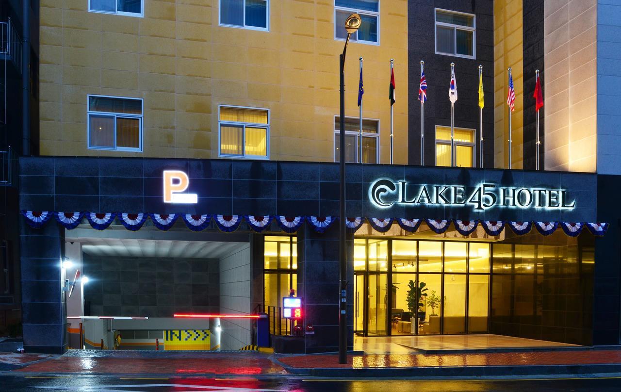 Lake 45 Hotel Naju Екстериор снимка