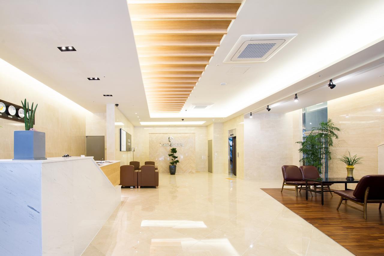 Lake 45 Hotel Naju Екстериор снимка